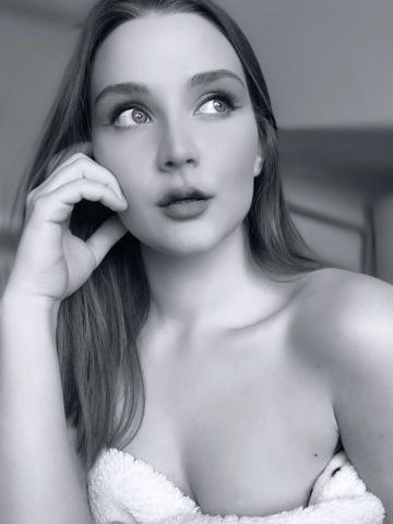 Натуся